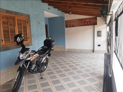 Casa à Venda