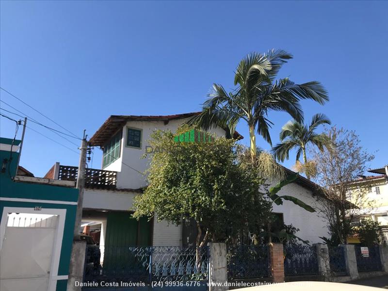 Casa a Venda no Centro em Resende